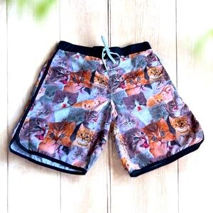 Bioworld Men’s Swim Trunks Boardshorts Size XL Cats Kittens All Over NWT